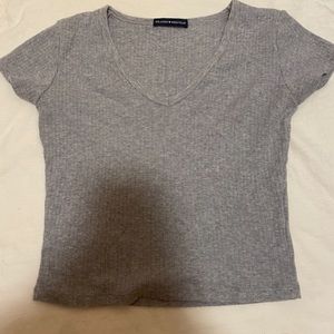 Brandy Melville grey top